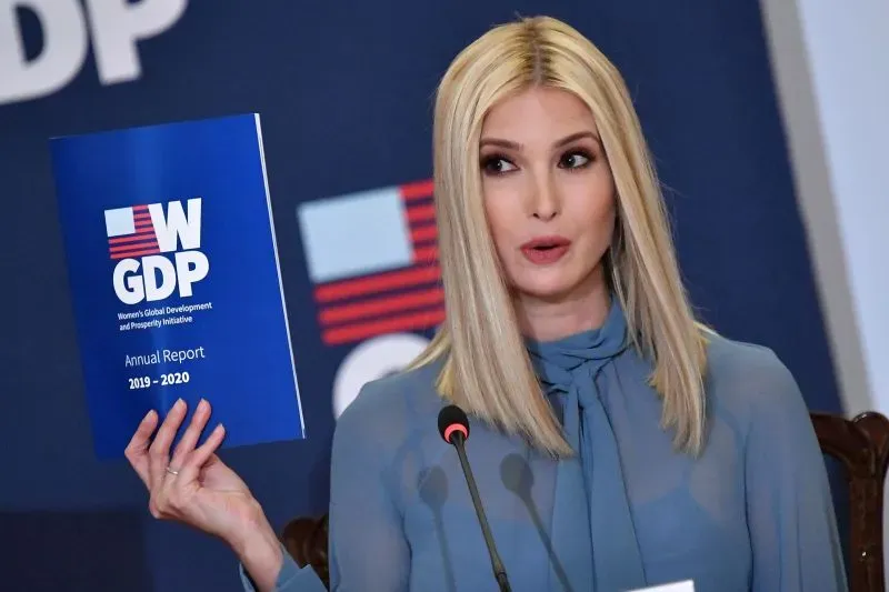 إيفانكا ترامب تعرض التقرير السنوي لمبادرة التنمية والازدهار للمرأة، في مؤتمر يركز على تمكين المرأة في الدول النامية.